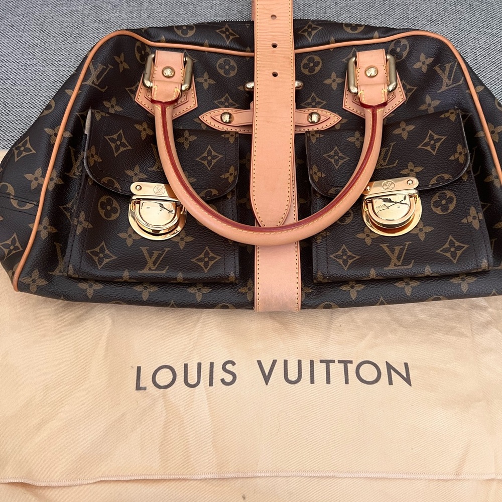 Authentic Mint Condition Louis Vuitton Manhattan … - image 2